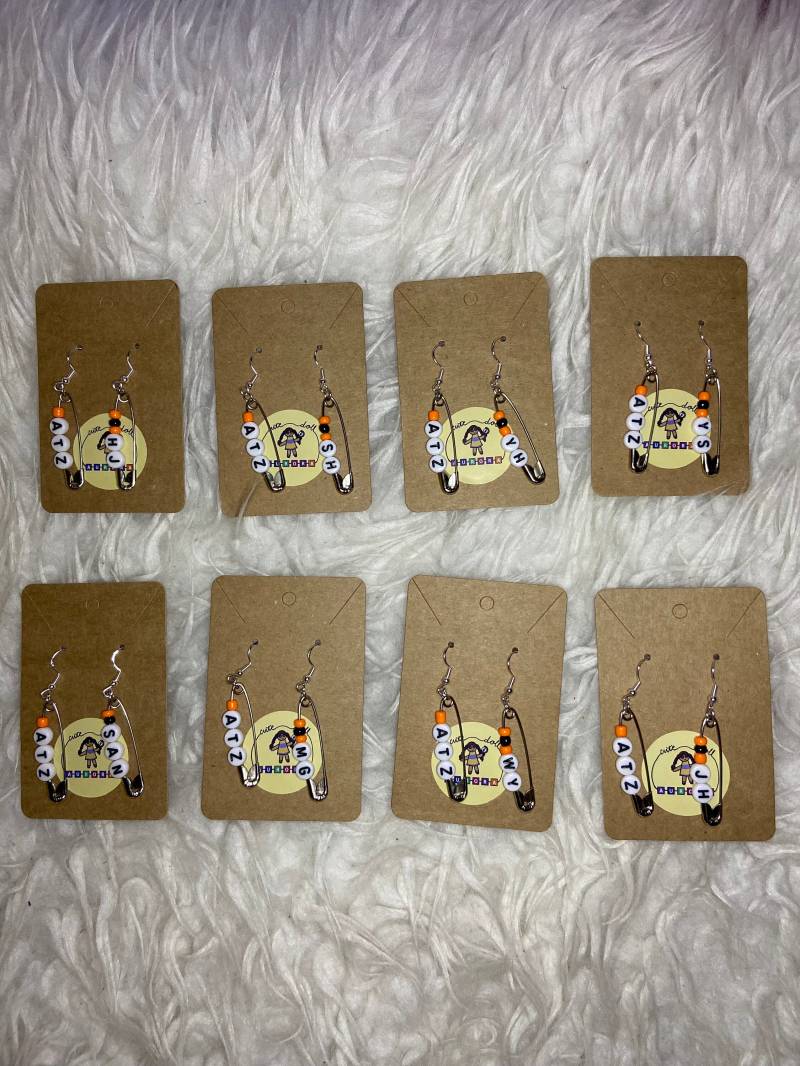 Ateez Member Ohrringe von cutedollaurora