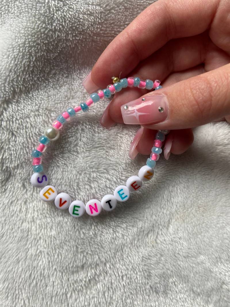 Seventeen Armband von cutedollaurora