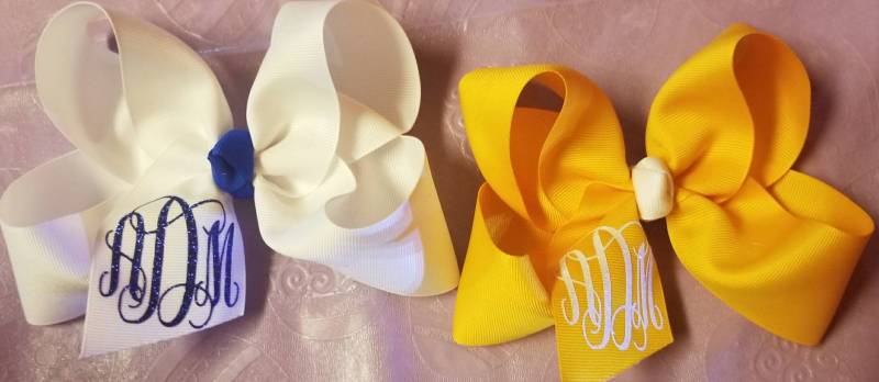 Monogrammiert Solide Bögen Monogrammiert Solide Bögen von cutietootiebows