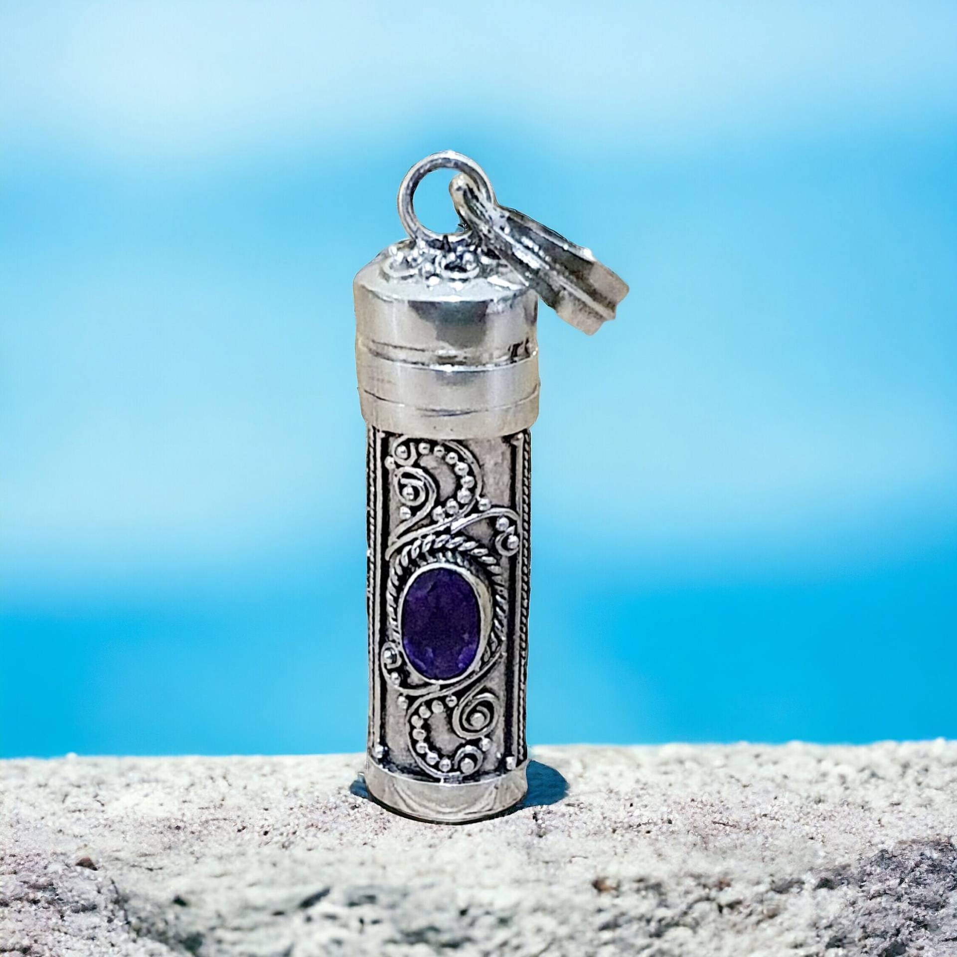 Silber Andenken Locket Halskette | Kleine Schatzphiole Erinnerung Geschenk Erinnerungen Anhänger Silber Andenken Locket Halskette | Kleine Schatzphiole Erinnerung Geschenk Erinnerungen Anhänger von dSPRINGSILVER