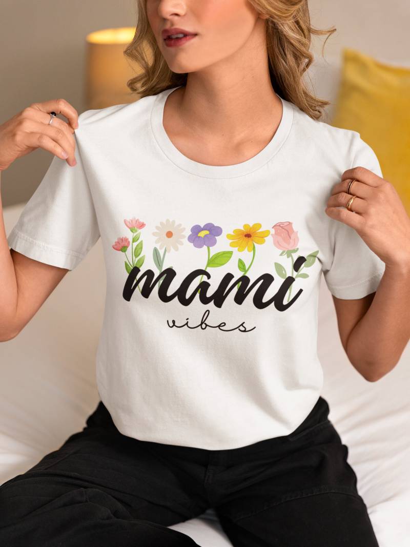 Mama Shirt | Mami Vibes Geschenk Oma Mom Birthday Muttertagsgeschenk Muttertag Shirt von dThalyDesigns