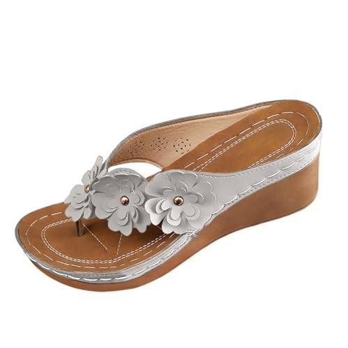 Plateau Sandalen Damen Keilabsatz Zehentrenner Flip Flops Bequeme Strandschuhe Blumen FußBett Pantoletten mit Absatz Elegant Plateau Sandalen Damen Keilabsatz Zehentrenner Flip Flops Bequeme Strandschuhe Blumen FußBett Pantoletten mit Absatz Elegant von dafeyuing