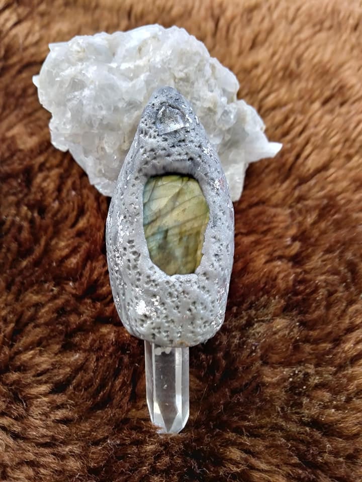 Auffälliger Labradorit Elfen Quarz Anhänger/Anhänger/Kristallanhänger/Labradorit Anhänger/Fantasy Schmuck Auffälliger Labradorit Elfen Quarz Anhänger/Anhänger/Kristallanhänger/Labradorit Anhänger/Fantasy Schmuck von daggerandcloak