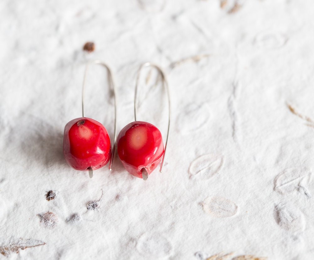 Moderne Rote Koralle Ohrringe Argentuim Sterling Silber Minimal Chic von daimblond