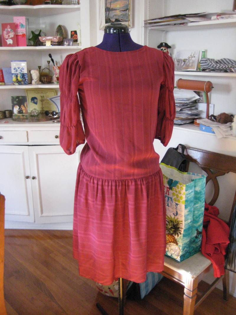 1980Er Jahre Polyester Kleid/Magenta von daisiesonneptune