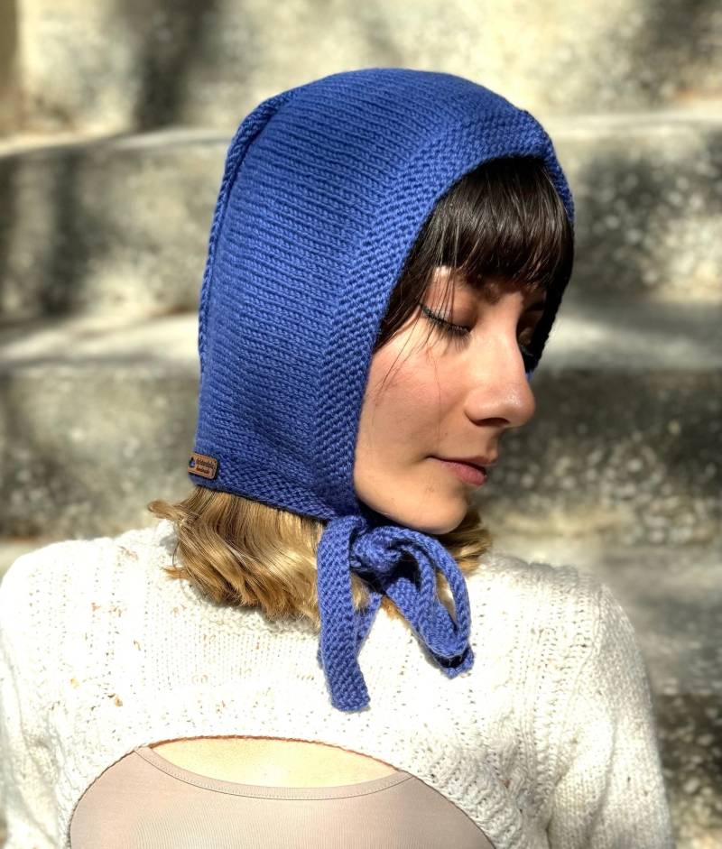 Handgestrickte Wolle Balaclava Mütze Violette Wintermütze Mit Bindebändern von daldandala