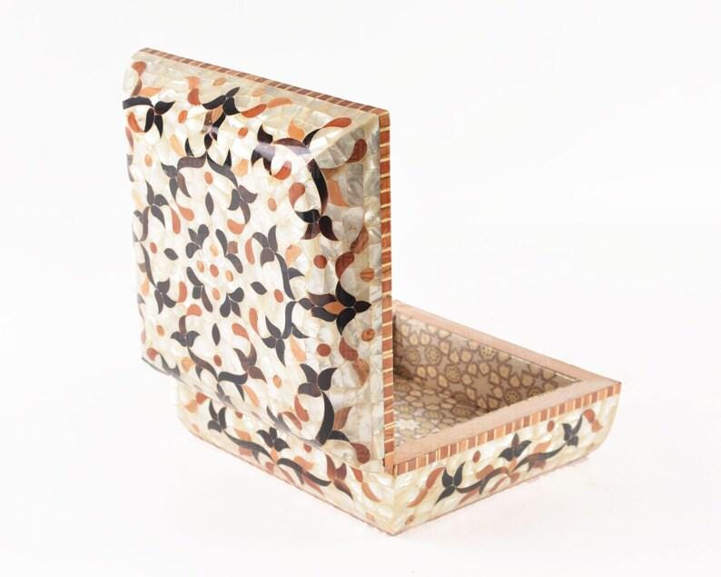 Mother Of Pearl Jewelry Box | Custom Wooden Case With Unique Inlay Antique Organizer For Birthday Gifts Gift Her von damaschmagiceast