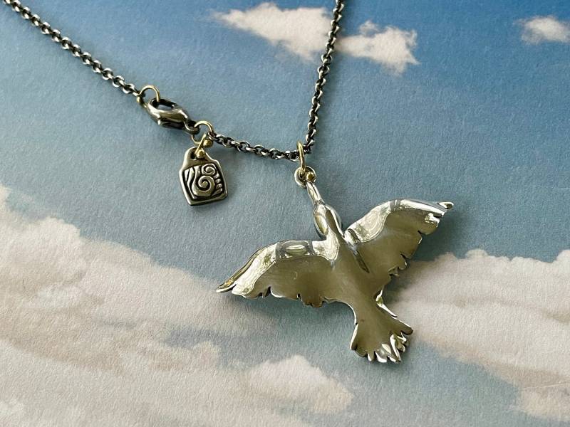 Dawn Bird Anhänger Mit Kette Sterling & 18K Dana von danaschneiderjewelry