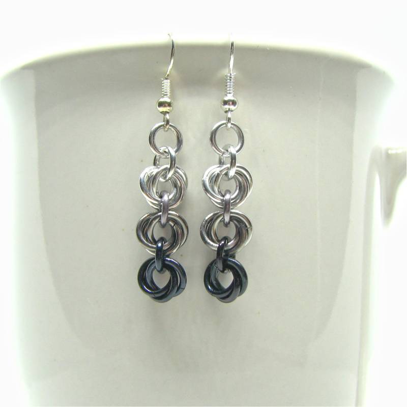 Colorfalls Rosette Ohrringe von dancingleafstudios