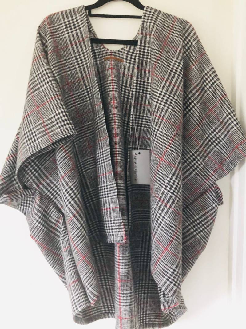 Übergroße Wolle Mischung Kimono Cardigan von daphneanddorrie