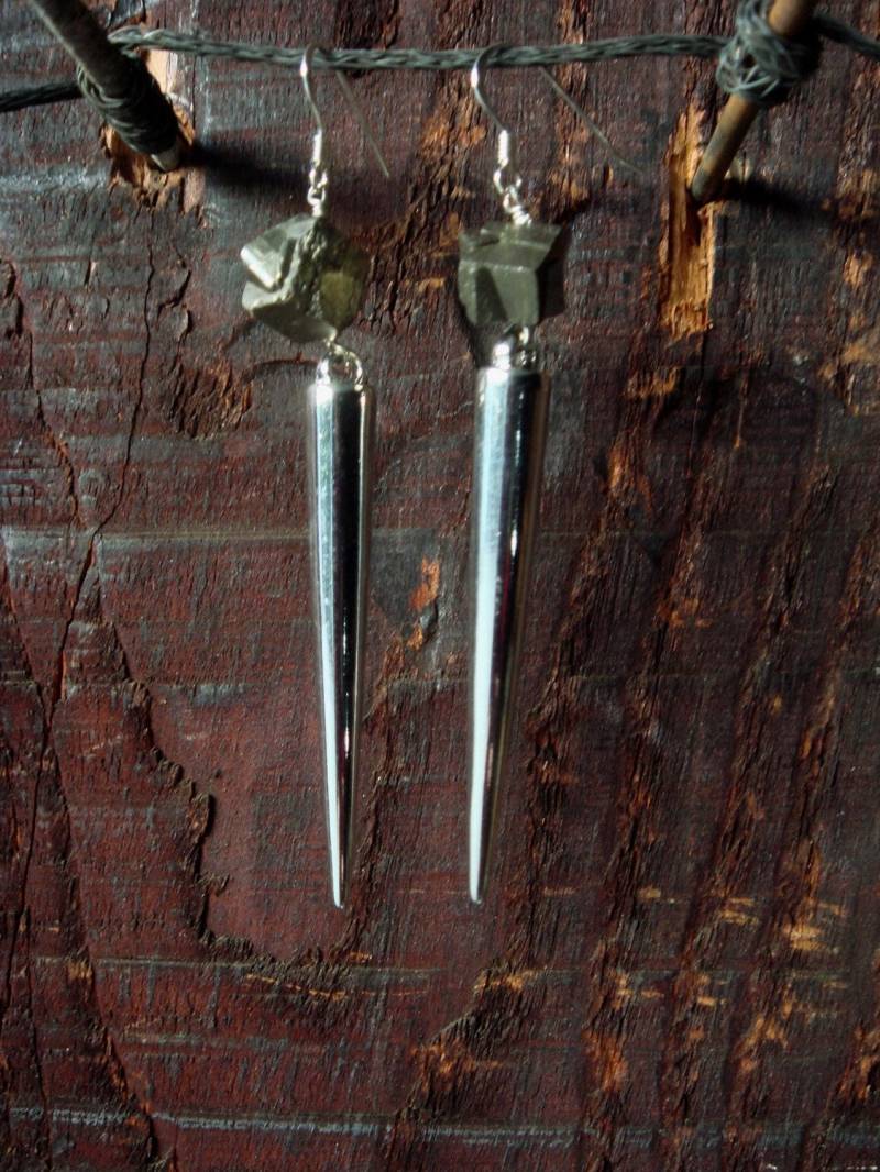 Pyrit Spike Ohrringe von dapht