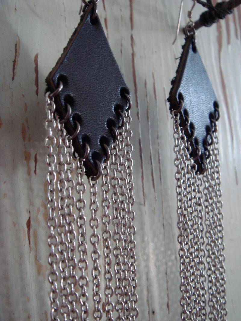 Verkauf - Black Diamond Leder Und Fringe Ohrringe Verkauf - Black Diamond Leder Und Fringe Ohrringe von dapht