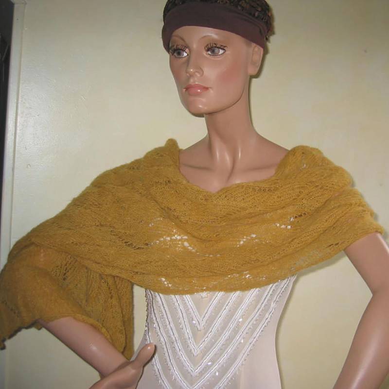 Handarbeit Gestrickte Alpaka Lace Stola Tuch Xxl Schal Schultertuch 54% Mit Merinowolle Fine Ajourmuster Ocker Hauchzart Federleicht von darauffreueichmich