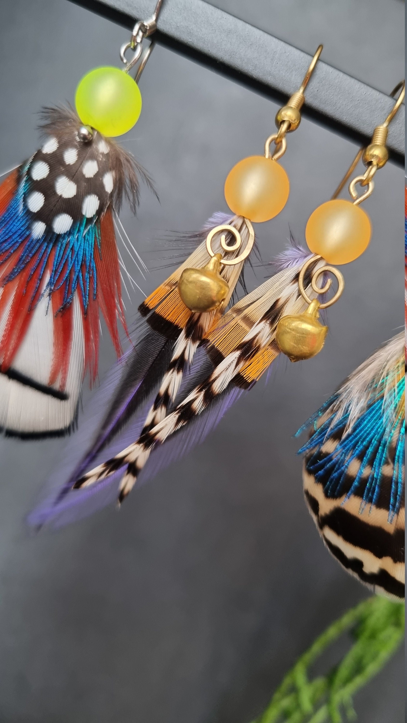 Echte Federn Ohrringe/Natürliche Vom Goldfasan Handgemachter Schmuck Anpassen Geschenk Für Kinder Glöckchen von dare2own