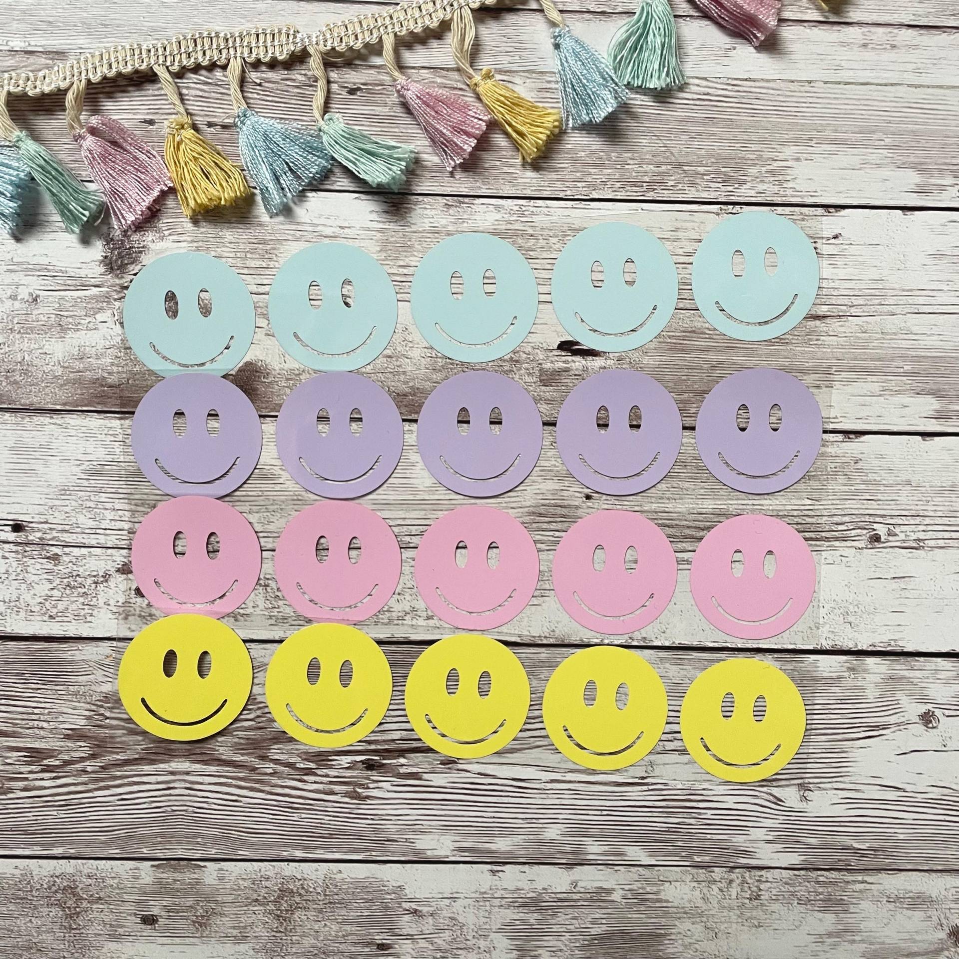 Bügelbild Smilies, Set 5, 10, 15 Oder 20 Stück, Bis Zu 4 Farben, Neonsmilie von dasFraeuleinSchick