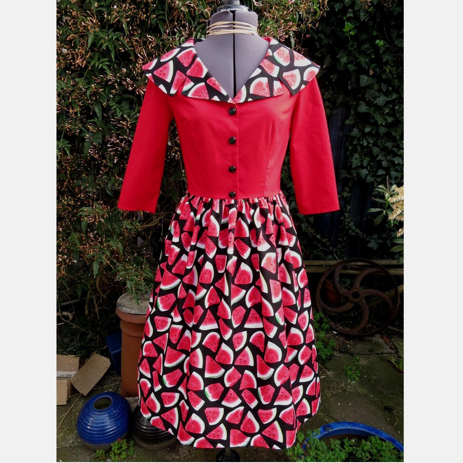 50Er Jahre Wassermelonen Kleid Zweier Für Jung Und Alt 50Er Jahre Wassermelonen Kleid Zweier Für Jung Und Alt von dashAclothing