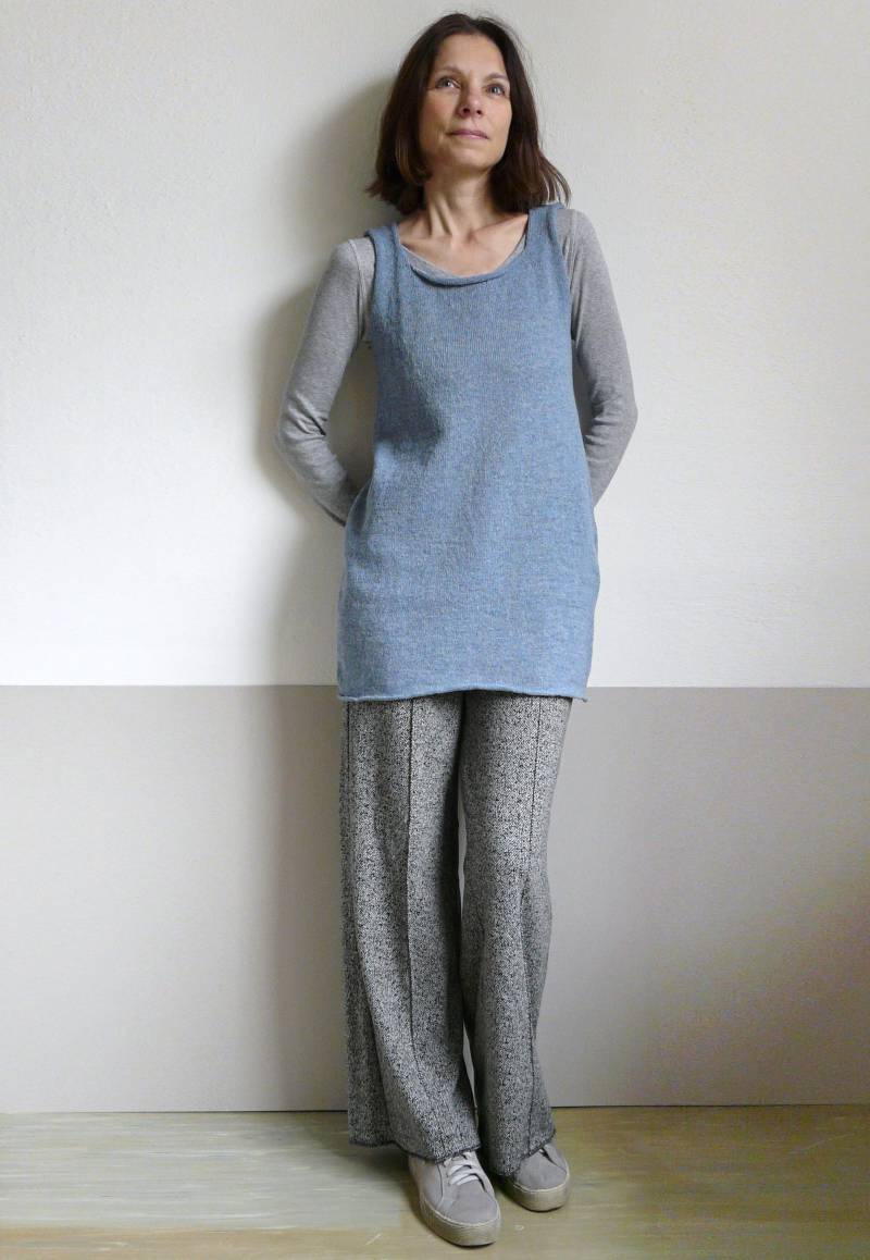 Gestrickte Tunika, Hellblau, Wollpullover Weste Auf Bestellung von dashazim