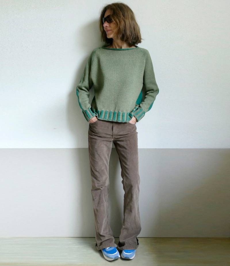 Grüner Strickpulli Aus Merinowolle, Baumwolle-Made To Order Grüner Strickpulli Aus Merinowolle, Baumwolle-Made To Order von dashazim