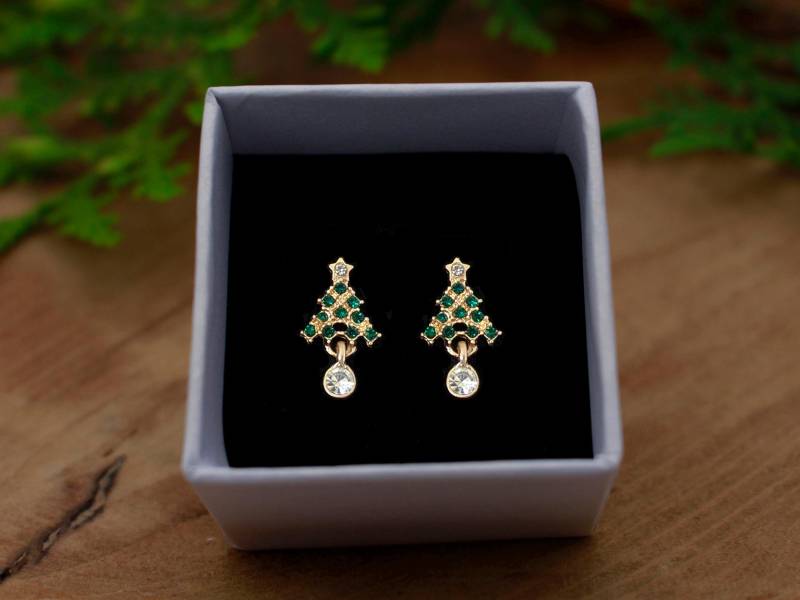 Goldene Tannenbaum Ohrstecker - Weihnachts Ohrringe Grün Festlicher Schmuck Damen Geschenkidee Weihnachten von davaleriaShop