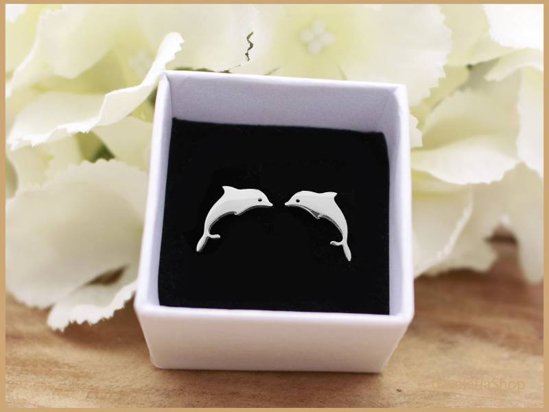 Edelstahl Ohrstecker Delfin Meer - Farbauswahl von davaleriaShop