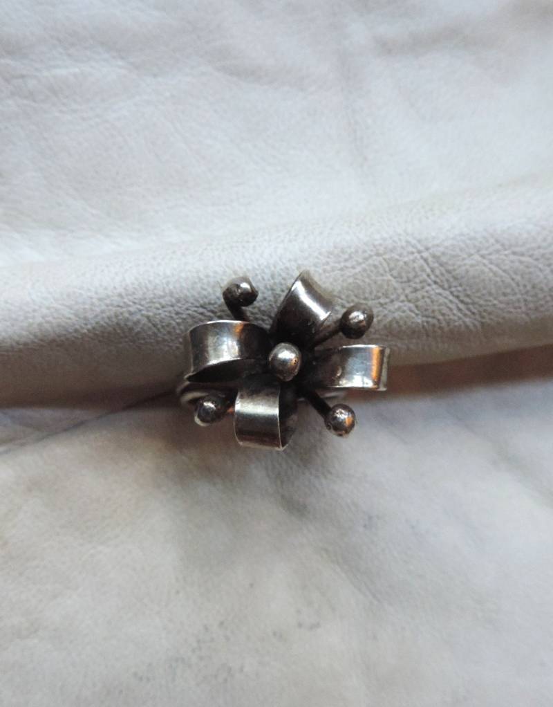 Antik Ring Handgemacht Silberring Silber Blumen von dayintonight