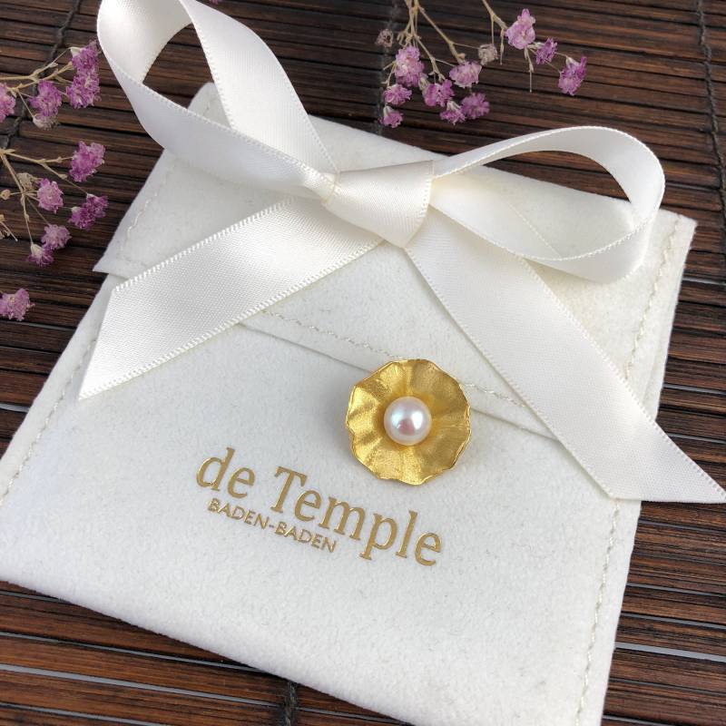 Blumen Anhänger Perlen Gold Goldschmiede Handarbeit Schmuck Geschenk Für Geburtstag in Echt Silber Mit Hochwertiger 18Kt Vergoldung von deTempleSchmuck