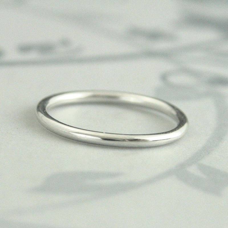 18K Gold Band~Goldring Für Frauen~Goldring ~1, 5 Mm Durchmesser~Goldring~Metallring~Spacer Ring von debblazer