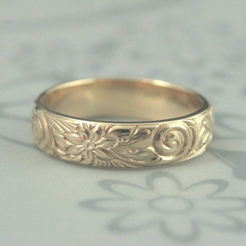 Crazy Daisy Ring Aus Massivem 14K Gelbgold - Floraler Ehering Nach Größe Gefertigt Frühlingsblumen Und Wirbelmuster Band-Eleganter von debblazer