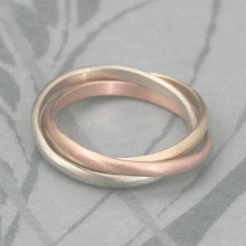 Massiver 14K Tri Color Rolling Ring Rose, Weiß Und Gelbgold Interlocking Drei 2 Mm Breite Halbrunde Bänder Nach Maß von debblazer