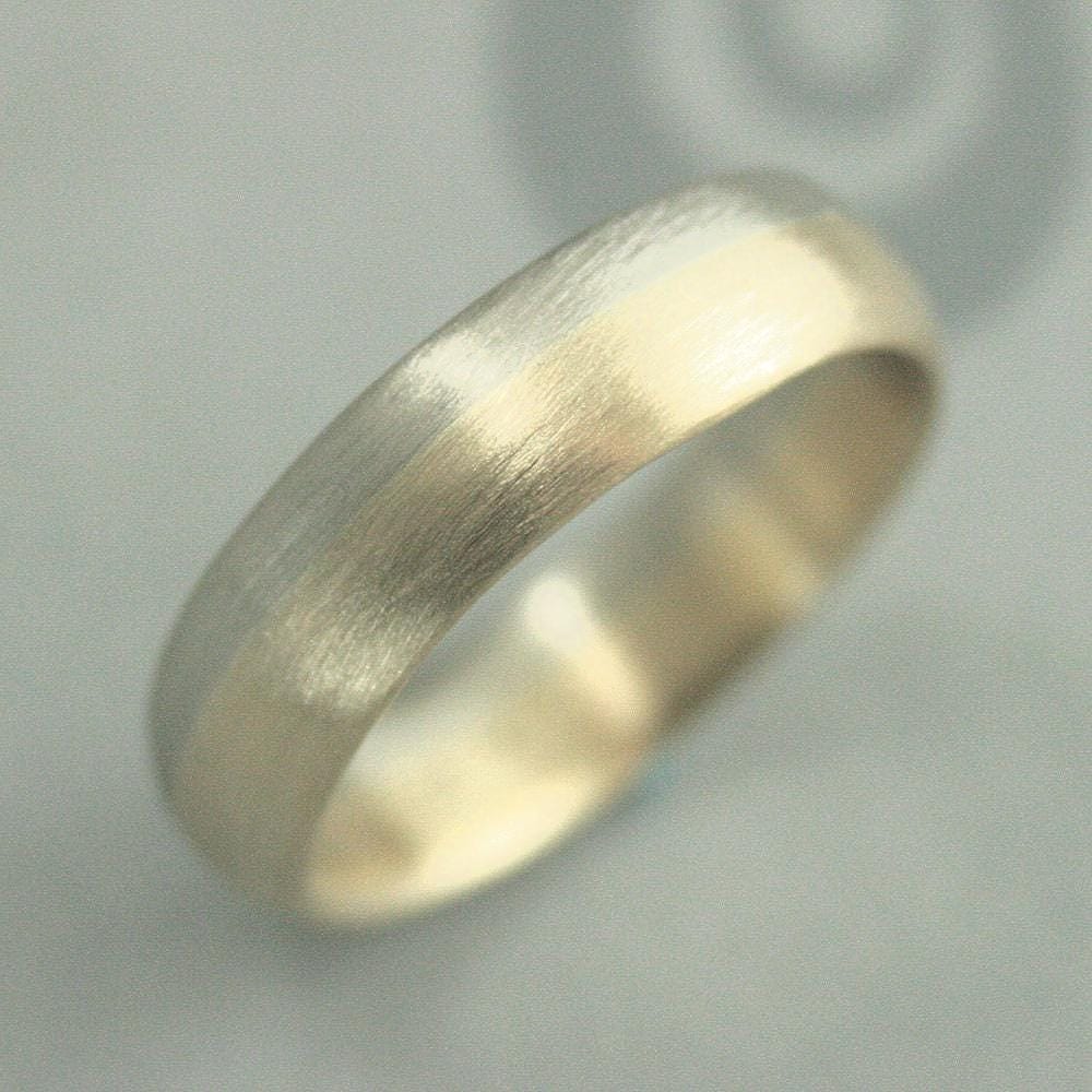 Mixed Metal Ring Solid Goldband Two Tone Gelb Und Weiß Bicolor Color Band 5 Mm Abgerundet Handmade Small Business von debblazer