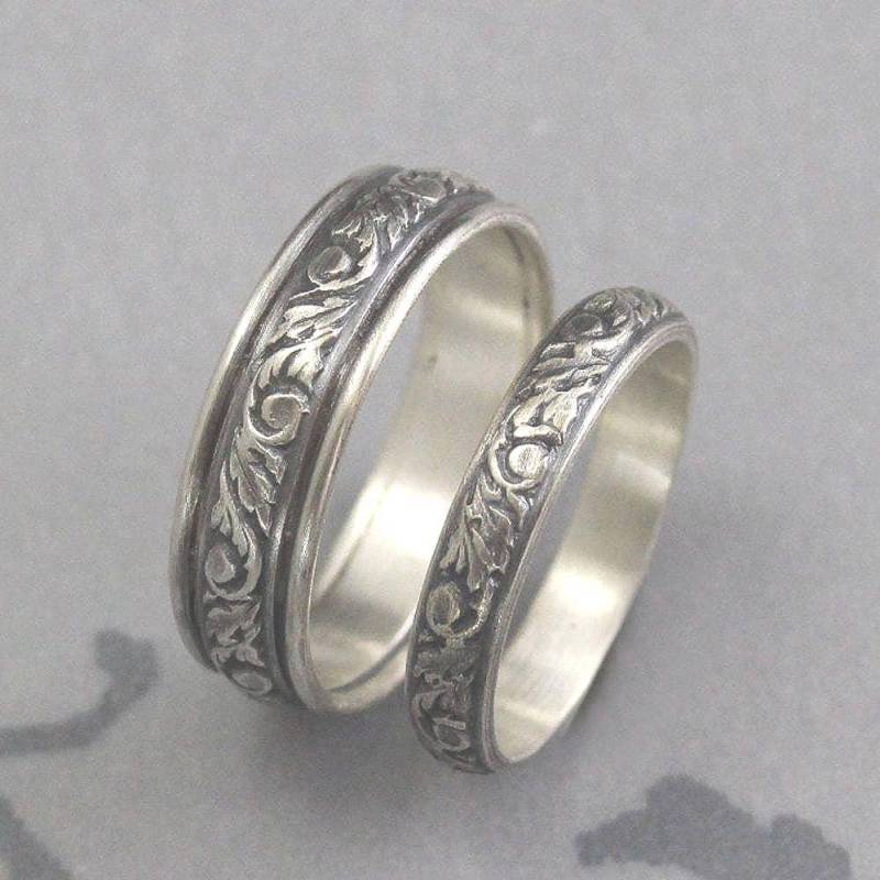 Silber Eheringe~Hochzeitsring Set-~Sie Und Ihn Ringe~Silber Eheringe~Blätter Swirl Design Bands~Going Barock Bands von debblazer