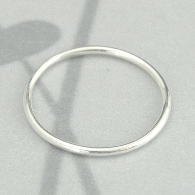 Silber Roll Me Runde Sterling Stapelring Spacer Band Dünne Nach Maß in Ihrer Größe von debblazer