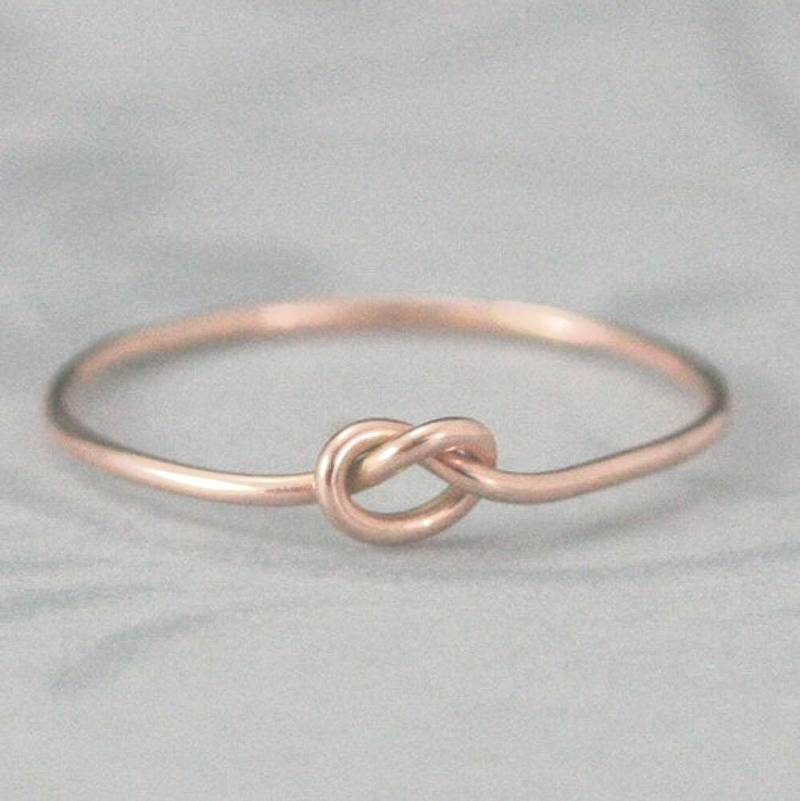 Solide 14K Gold Vergissmeinnicht Knoten Ring Liebesknoten Handgemachte Krawatten Brautjungfern Geschenk Dünne Volle Runde Band Nur 0, 75 Mm Im von debblazer