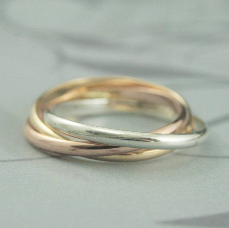 Tri Color Rollring 2 Mm Breit Verflochtene Bänder Silber, Roségold Und Gelbgold Solid 10K Oder 14K Gold Silber Ineinandergreifende Ringe von debblazer