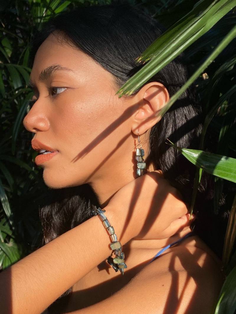Strandohrringe, Boho Ohrringe, Perlenohrringe, Perlmuttohrringe, Hippieohrringe, Naturschmuck, Brautjungferohrringe, Strandschmuck von dechom