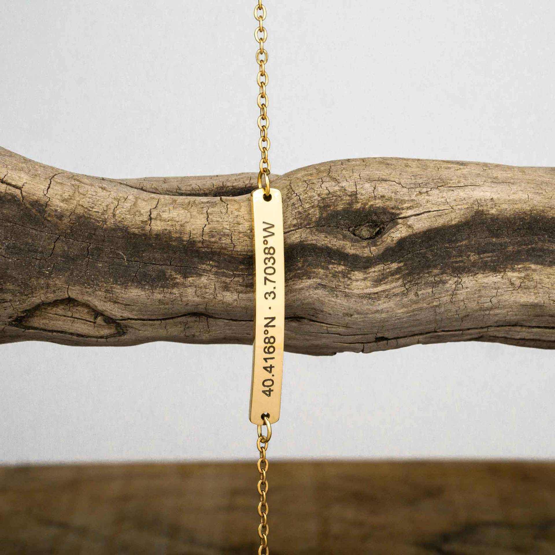 Koordinaten Armband Gold/Mit Gravur Personalisierte Armkette Namenskettchen Einzigartiges Geschenk Weihnachtsgeschenk Koordinaten Armband Gold/Mit Gravur Personalisierte Armkette Namenskettchen Einzigartiges Geschenk Weihnachtsgeschenk von deineKoordinaten