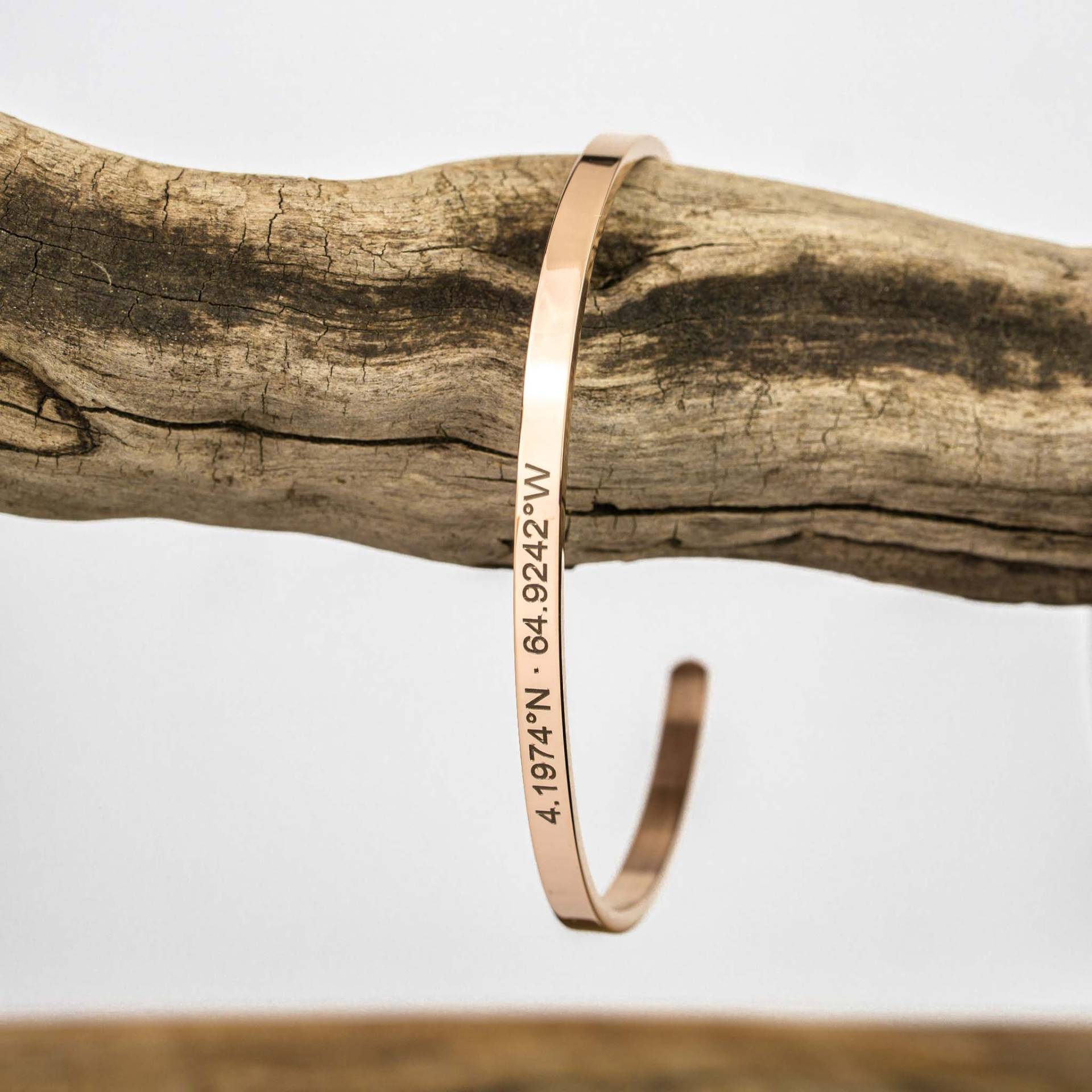 Koordinaten Armreif Rosé Gold/Armband Mit Gravur Personalisierte Armspange Namensarmband Einzigartiges Geschenk Weihnachtsgeschenk Koordinaten Armreif Rosé Gold/Armband Mit Gravur Personalisierte Armspange Namensarmband Einzigartiges Geschenk Weihnachtsgeschenk von deineKoordinaten