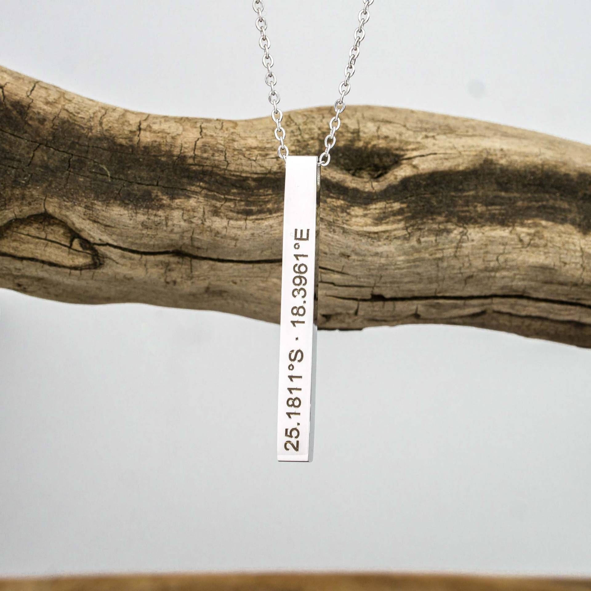 Koordinaten Kette in Silber/Personalisierte Personalisierter Schmuck Edelstahl Individuelle Gravur Geschenk Valentinstag Koordinaten Kette in Silber/Personalisierte Personalisierter Schmuck Edelstahl Individuelle Gravur Geschenk Valentinstag von deineKoordinaten