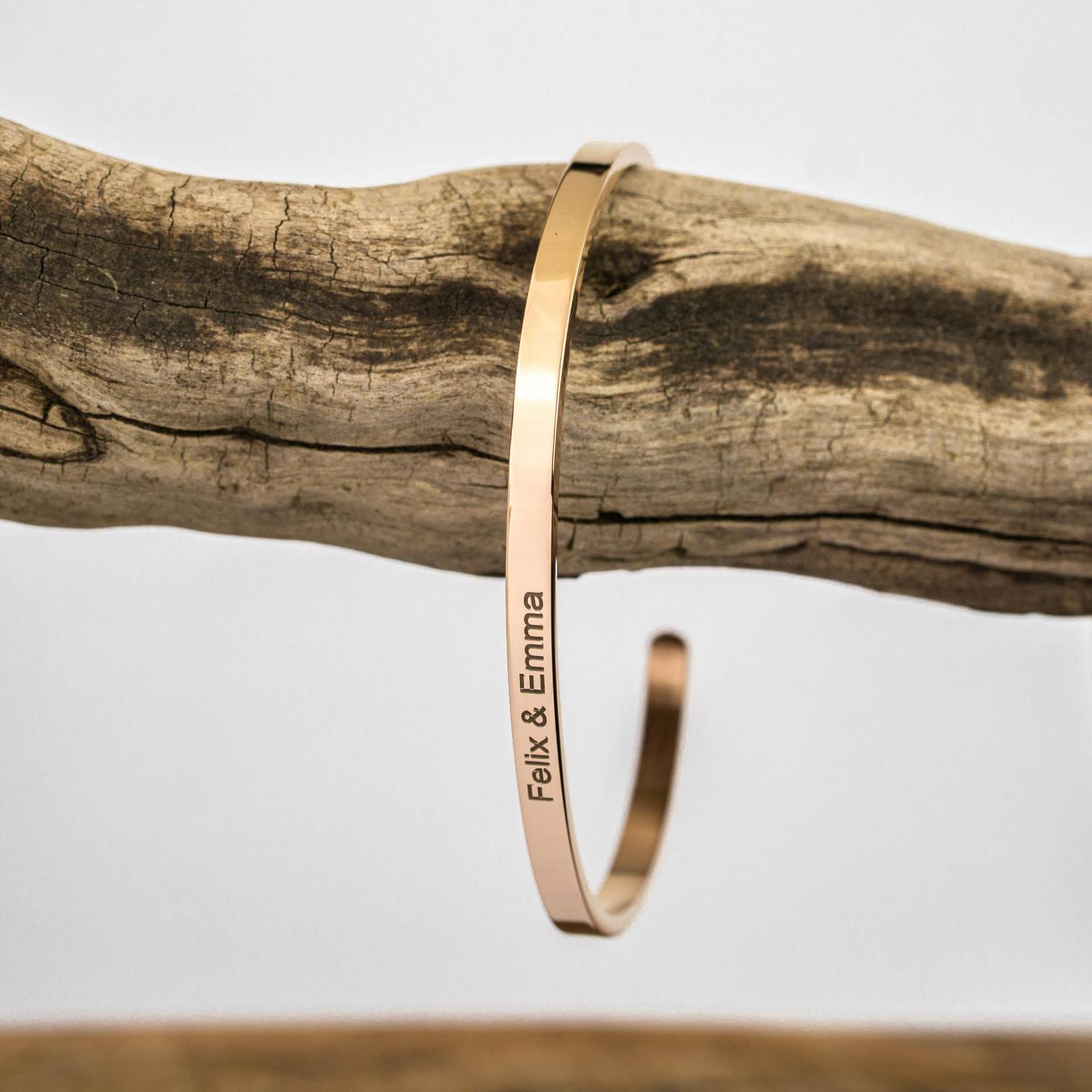 Personalisierter Armreif in Rosé Gold/Armband Mit Eigener Gravur Personalisierte Armspange Namensarmband Freundschaft Valentinstag Personalisierter Armreif in Rosé Gold/Armband Mit Eigener Gravur Personalisierte Armspange Namensarmband Freundschaft Valentinstag von deineKoordinaten