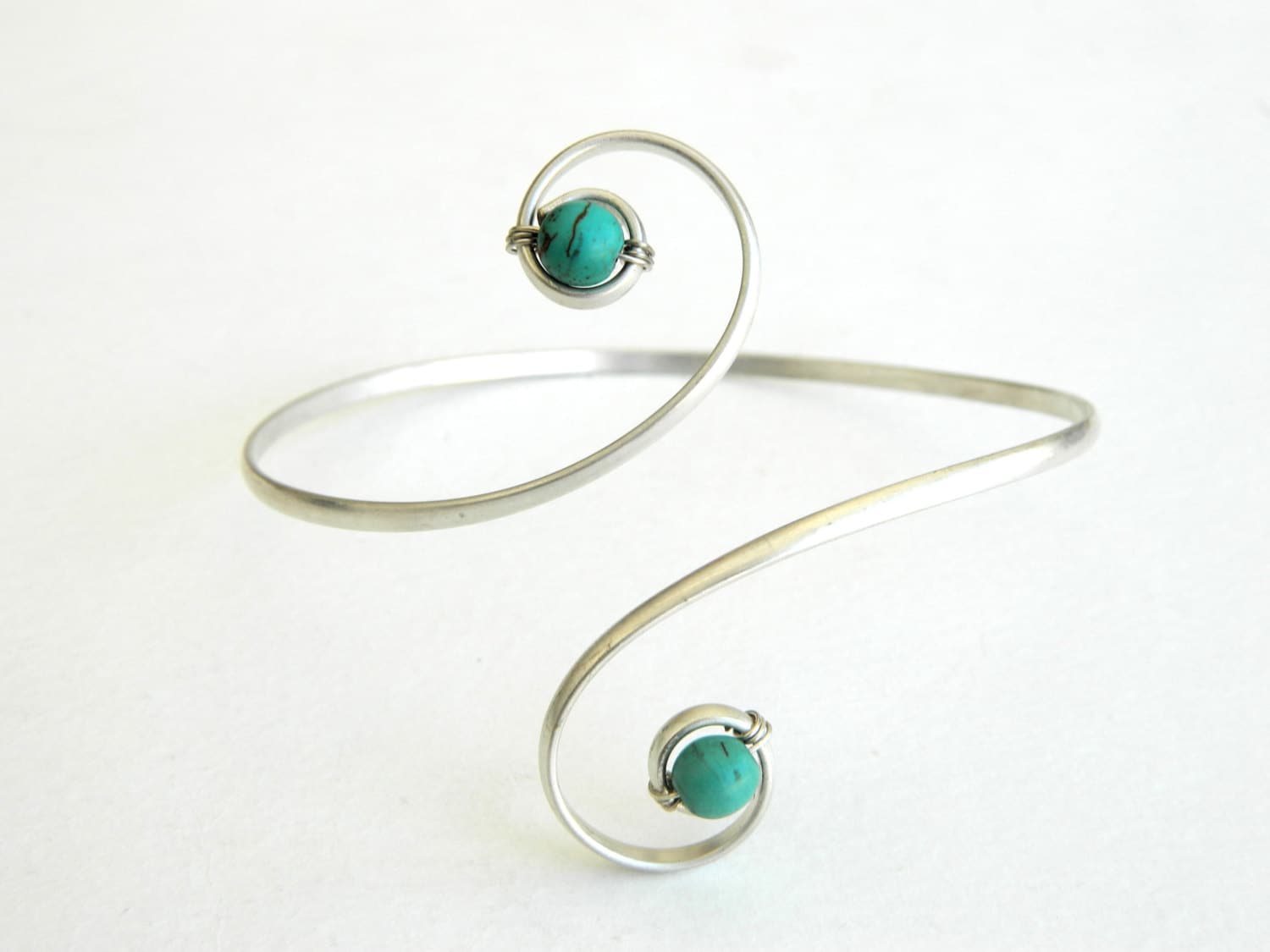 Türkises Armband, Türkisfarbenes Versilbertes Armband Mit Türkis Türkises Armband, Türkisfarbenes Versilbertes Armband Mit Türkis von deinujewelry