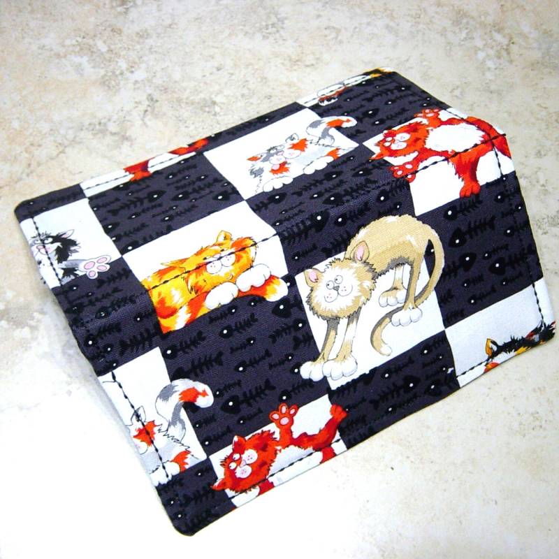 Crazy Cats Scheckheft Hülle Schachbrett Stoff Geldbörse, Quittungsorganizer von delaMarCollection