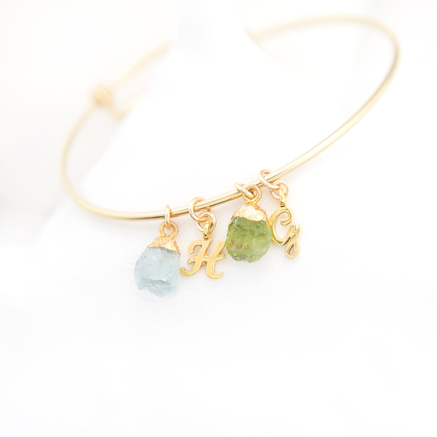 Freundschafts Armreif, Personalisiertes Geschenk Für Mama, Armreif Mit Anhängern, Buchstabe Initial Gold, Verstellbarer Stammbaum Freundschafts Armreif, Personalisiertes Geschenk Für Mama, Armreif Mit Anhängern, Buchstabe Initial Gold, Verstellbarer Stammbaum von delezhen