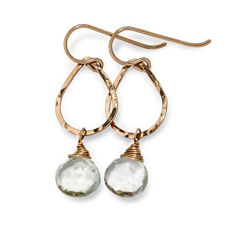 Grün Amethyst Tropfen Ohrringe - Zierliche Träne 14K Gold Fill Hoop Winzige Creolen Grün Amethyst Tropfen Ohrringe - Zierliche Träne 14K Gold Fill Hoop Winzige Creolen von delialangan