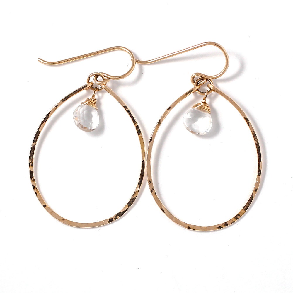 Kristall Quarz Ohrringe - Kleine Droplette Creolen Zarte Oval Gold Fill Oder Silber Edelstein von delialangan