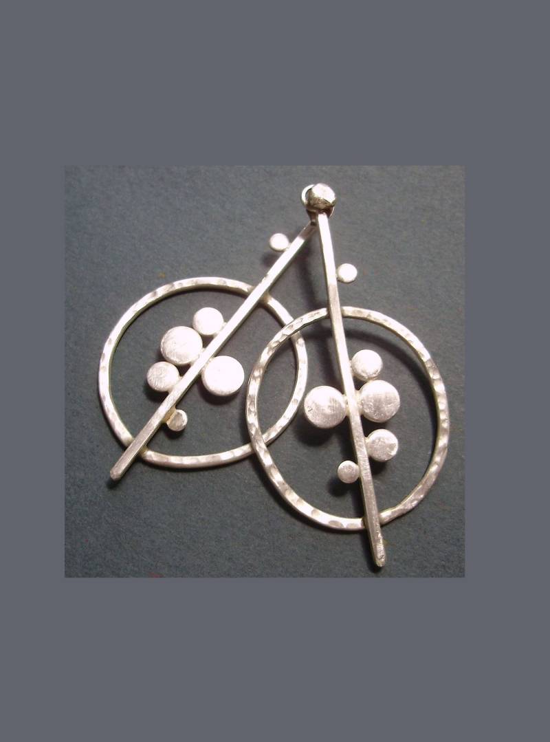 Ovale Blase Reifen Mit Post, Sterling Silber Gehämmert Ohrringe, Handwerker Statement Schmuck von delisadesigns