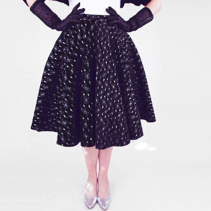 1950Er Schwarzer Filz Mit Silberner Spitze Tellerrock 62cm Taille - Vfg Mitglied von denisebrain