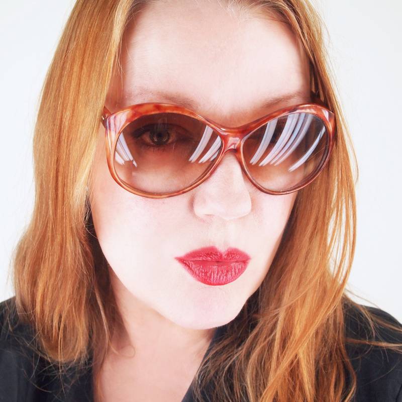 1970Er Jahre Große Abgerundete Plastik Sonnenbrille Mit Ombre Gläsern Made in Japan - Vfg Mitglied von denisebrain