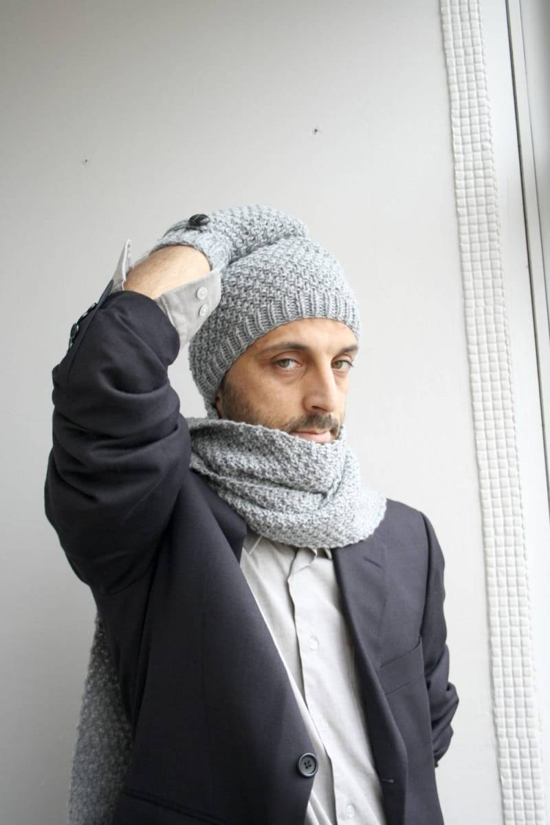 Handgestrickte Wollmütze Graue Strickmütze Für Männer von denizgunes