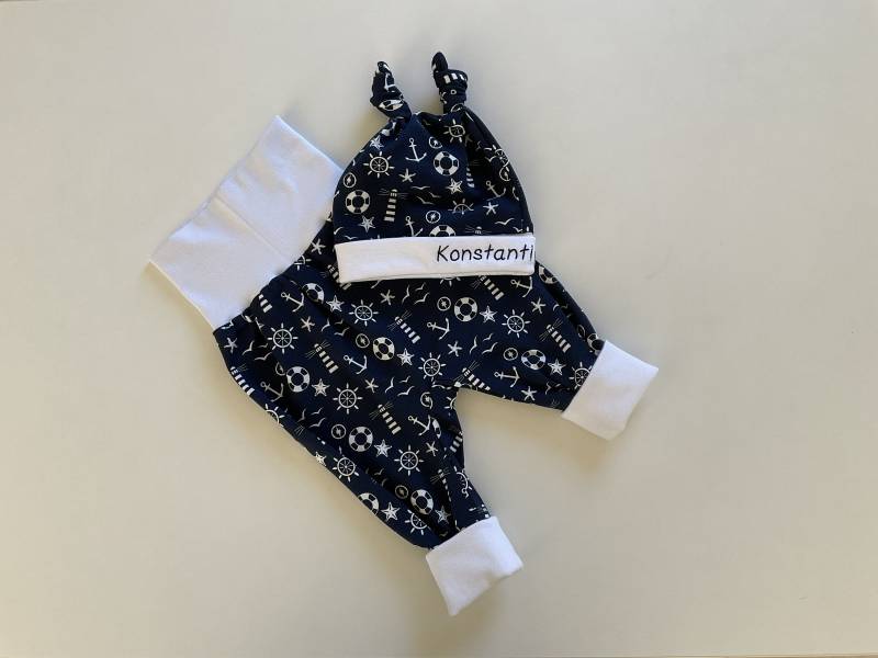 Babyset - Jerseyhose Mit Passender Mütze von designGHgermany
