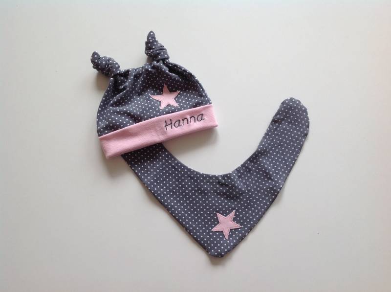 Babyset - Mütze Mit Passenden Halstuch Und Name von designGHgermany